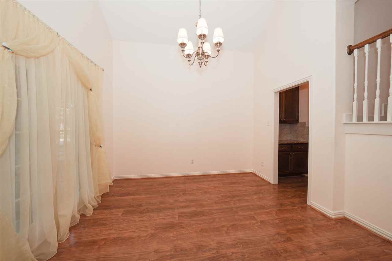 4426 Greenwood Trace Ln #4426 - Photo 5 of 45