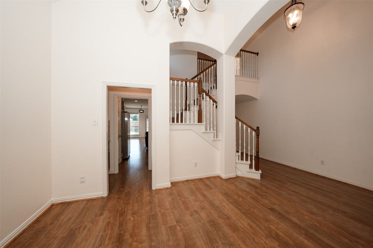 4426 Greenwood Trace Ln #4426 - Photo 6 of 45