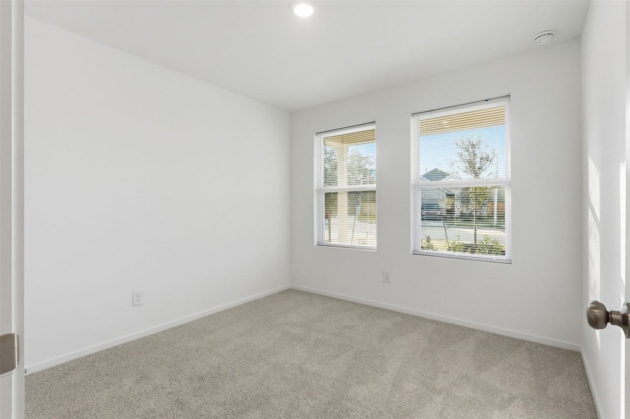 1506 Amber Skies Ln #1506 - Photo 2 of 24