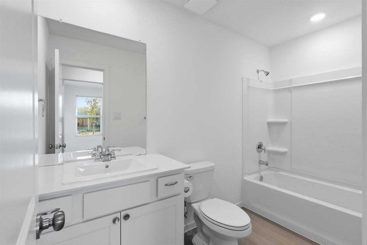 1506 Amber Skies Ln #1506 - Photo 3 of 24