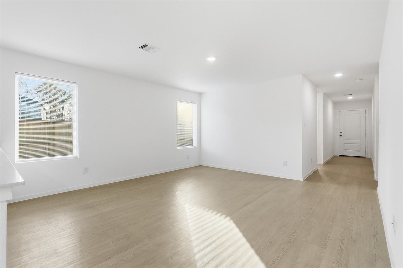 1506 Amber Skies Ln #1506 - Photo 5 of 24