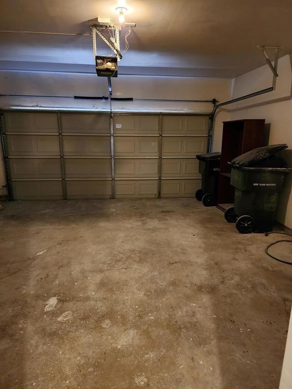 9808 Castlewood Dr #9808 - Photo 7 of 15