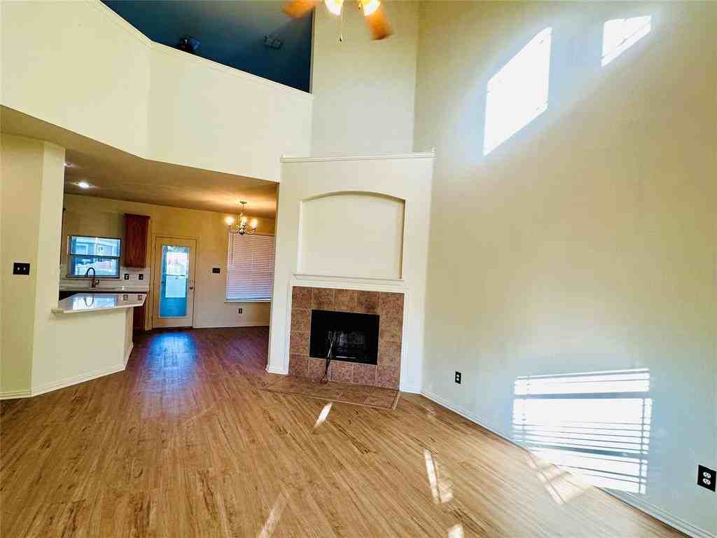 10410 Cedar Lake Dr #10410 - Photo 2 of 27