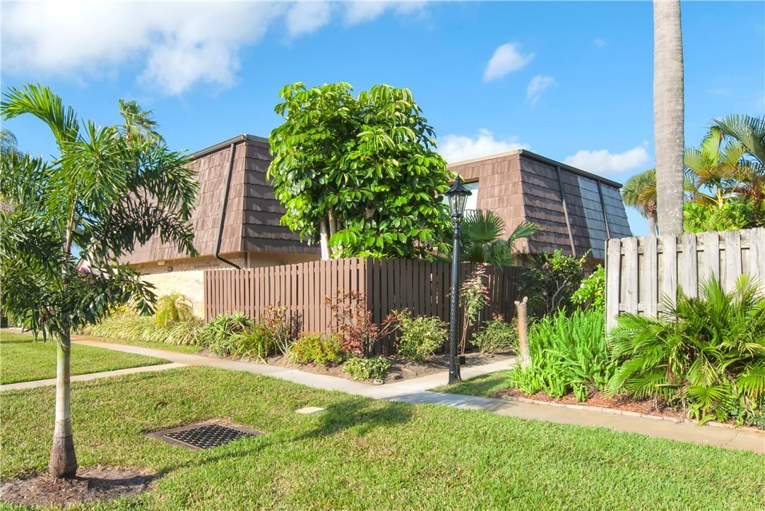 400 E Waverly Pl #4002B - Photo 4 of 36