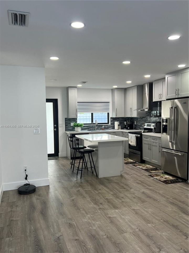 14720 Sw 107th Ter #14720 - Photo 5 of 18