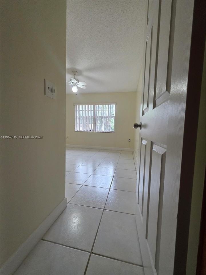 9034 Sw 163rd Ter #9034 - Photo 6 of 50