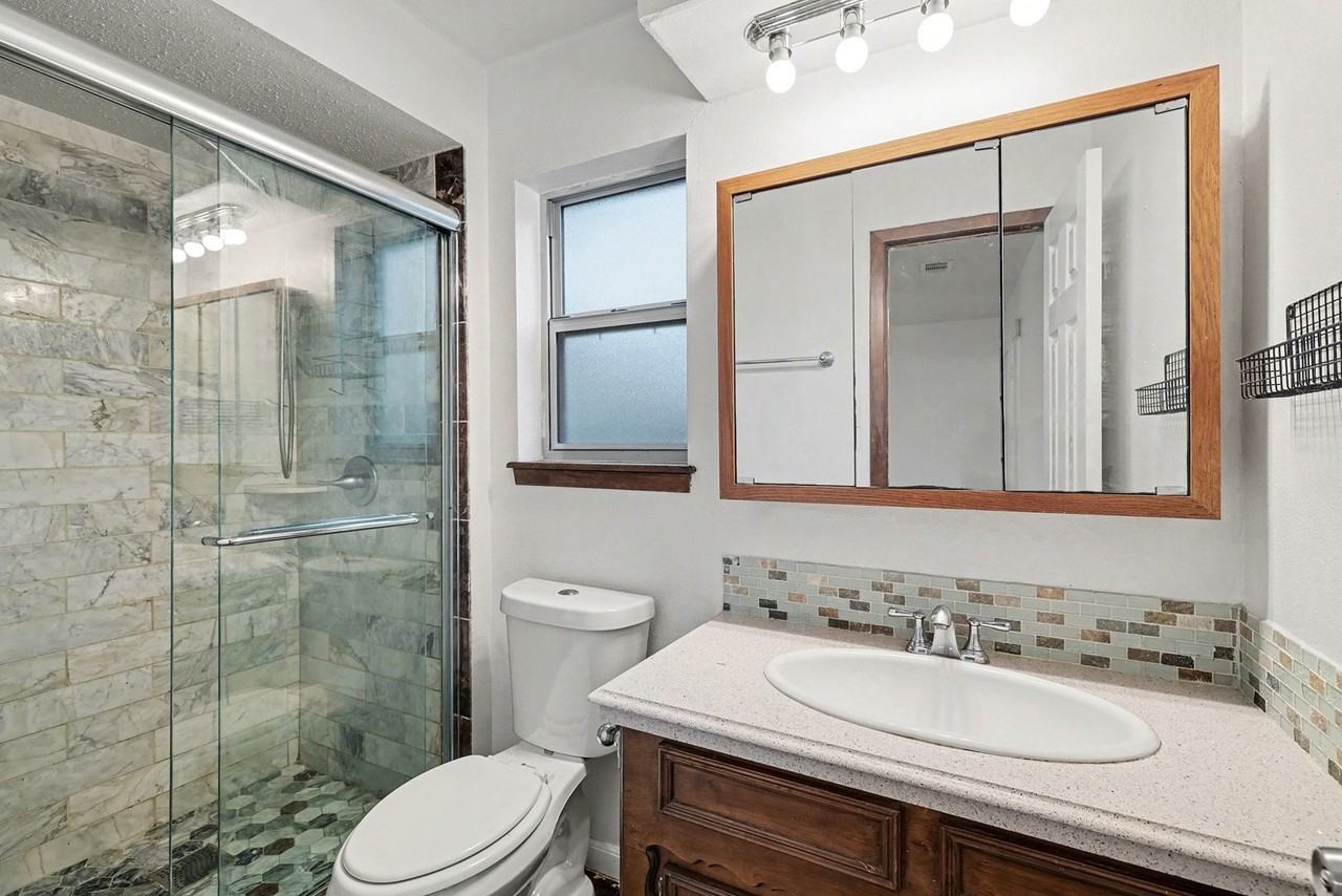 1510 S 3rd St #1510 - Photo 4 of 16