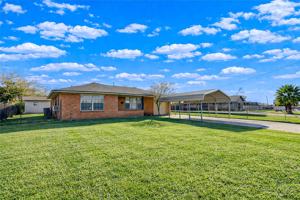 featured image of 2714 Southmore Ave #2714