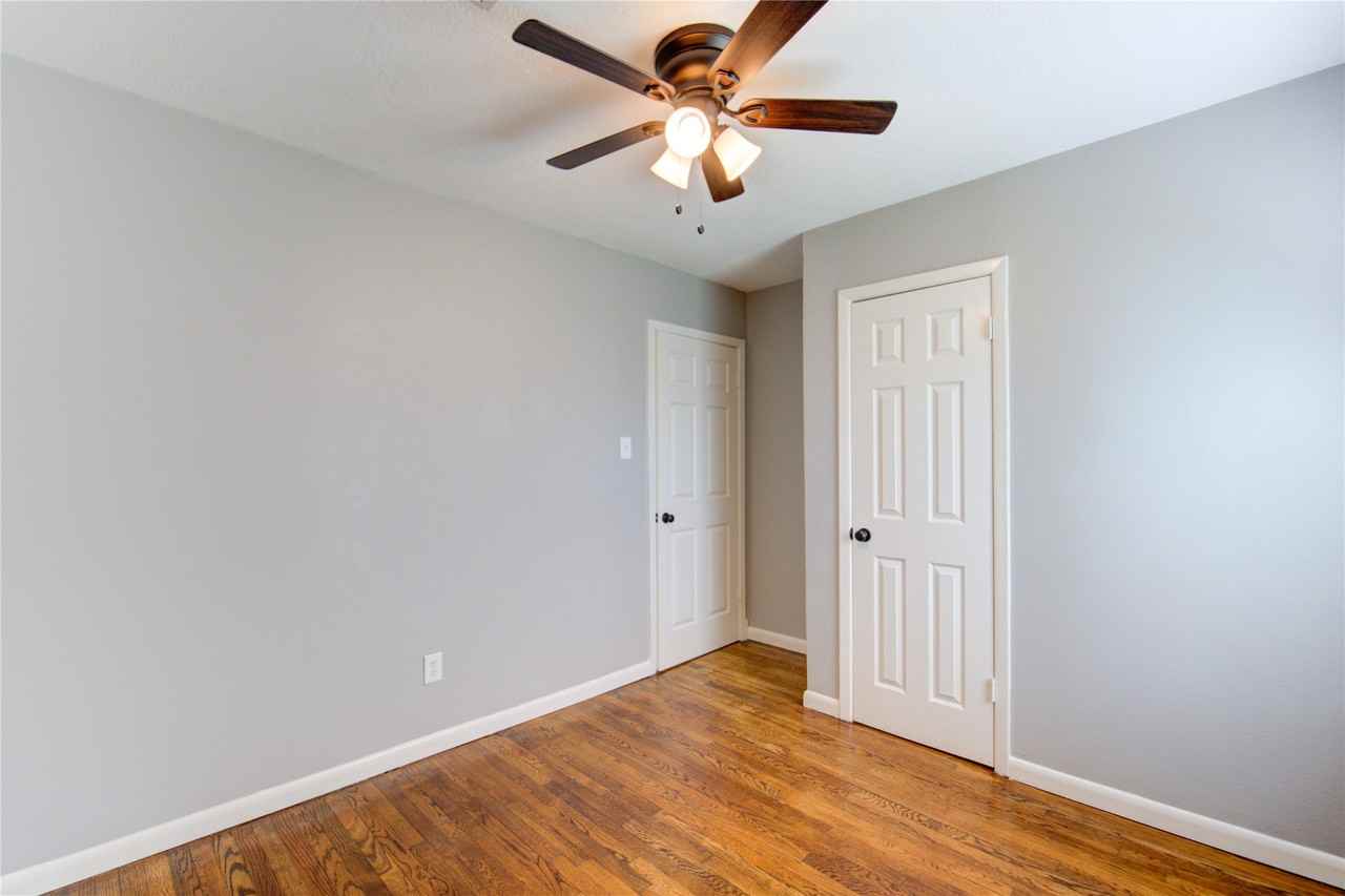 2714 Southmore Ave #2714 - Photo 3 of 35