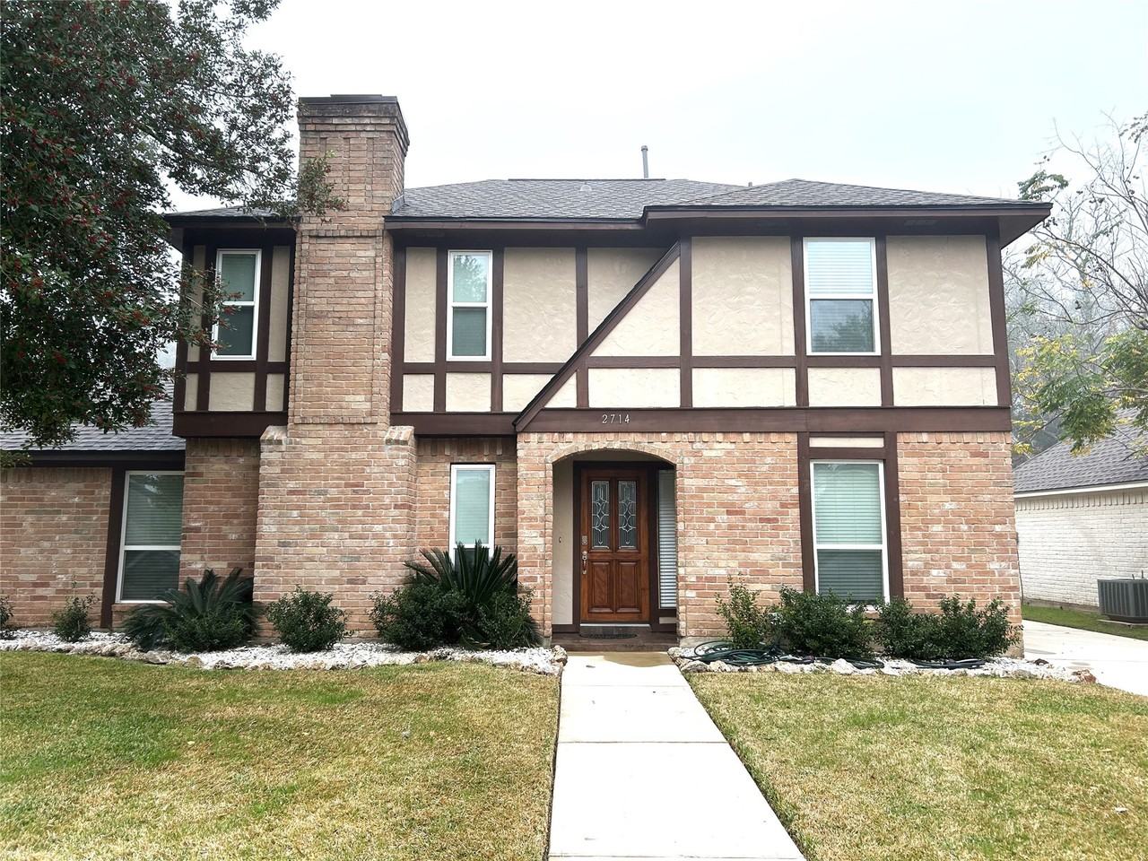 2714 River Birch Dr #2714 - Photo 3 of 37