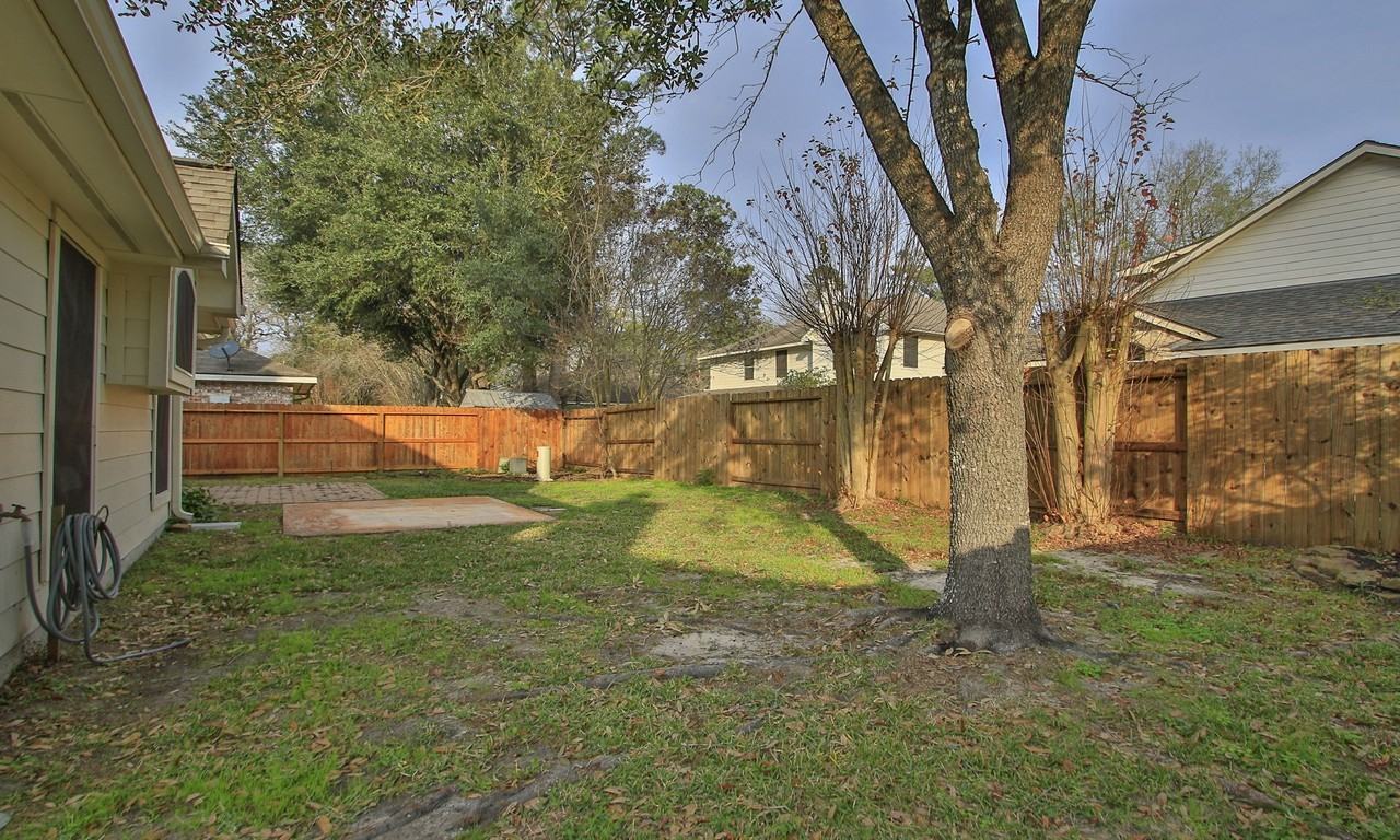 34 Drifting Shadows Cir #34