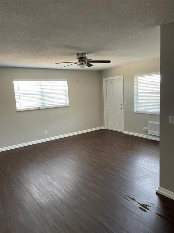 1630 N 25th Ave #1630-6 - Photo 3 of 10