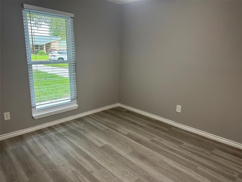 228 Oak Manor Dr #228 - Photo 5 of 30