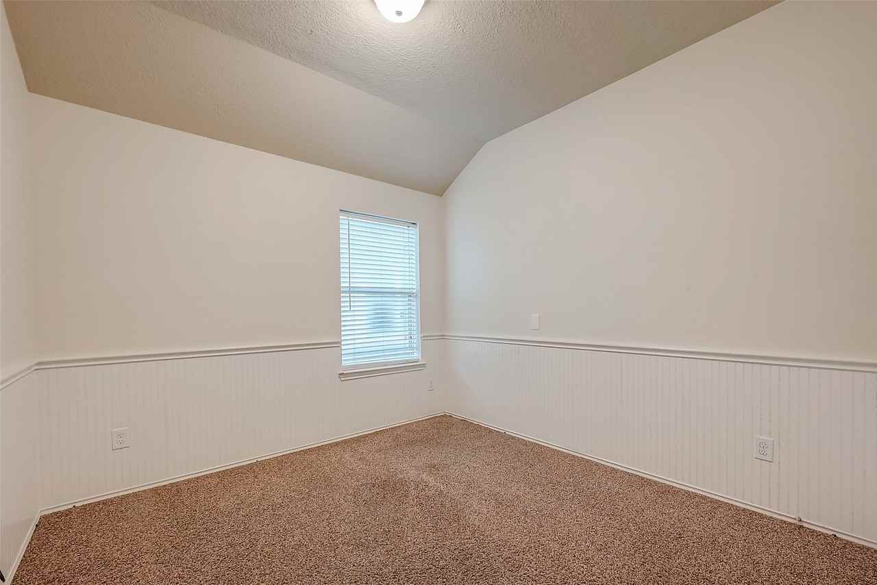 21203 Branchport Dr #21203 - Photo 5 of 49