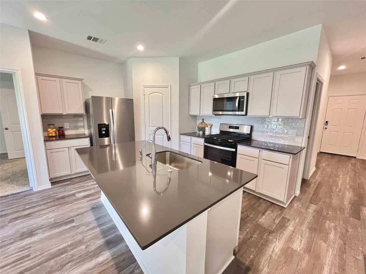 14919 Clay Harvest Rdg #14919 - Photo 3 of 28