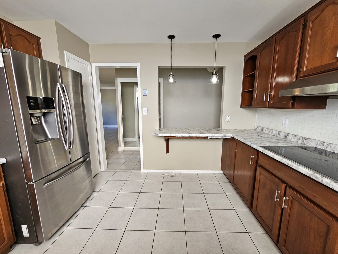 7583 Rainbow Crescent - Photo 4 of 27