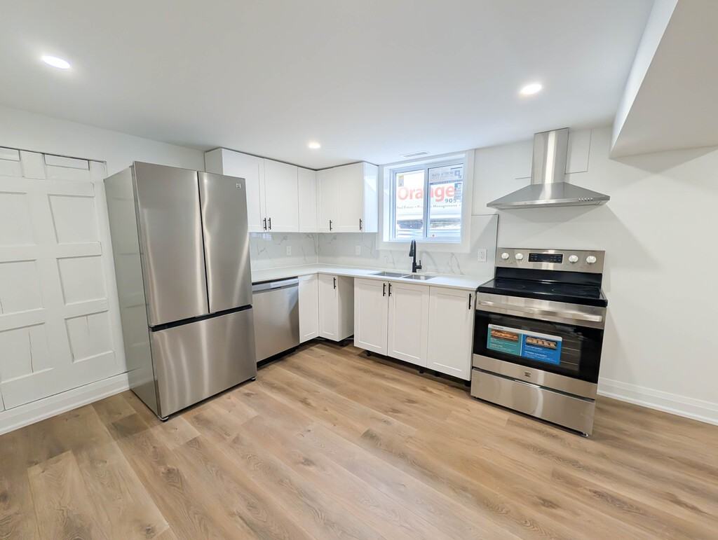 401 Navy St - Photo 7 of 16