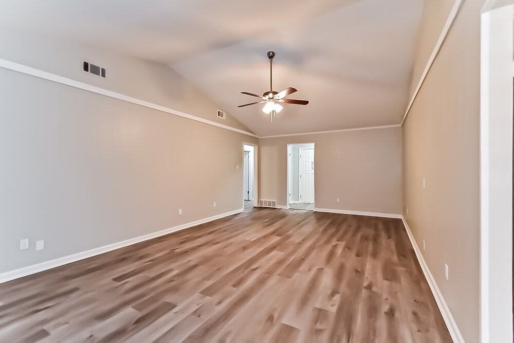 4041 Keynon Dr - Photo 3 of 16