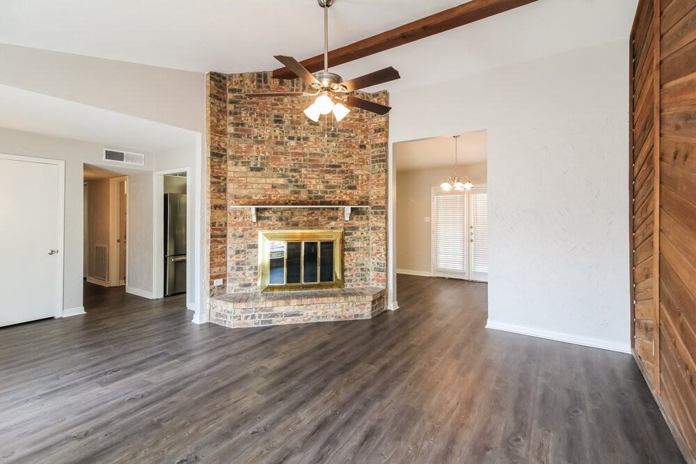 454 Kenya St - Photo 4 of 16