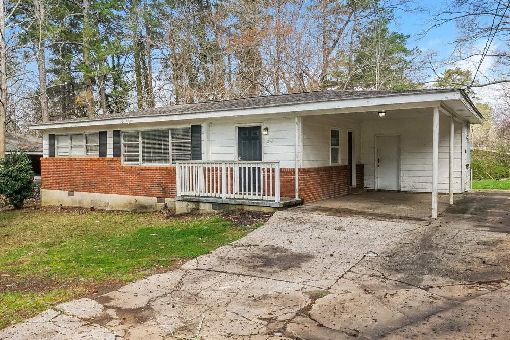 640 Oakdale Dr - Photo 3 of 19