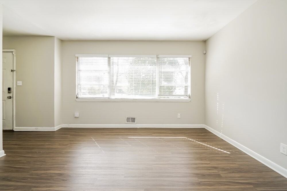 640 Oakdale Dr - Photo 6 of 19