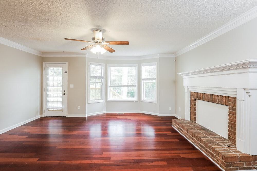 2249 June Ct Sw - Photo 7 of 25