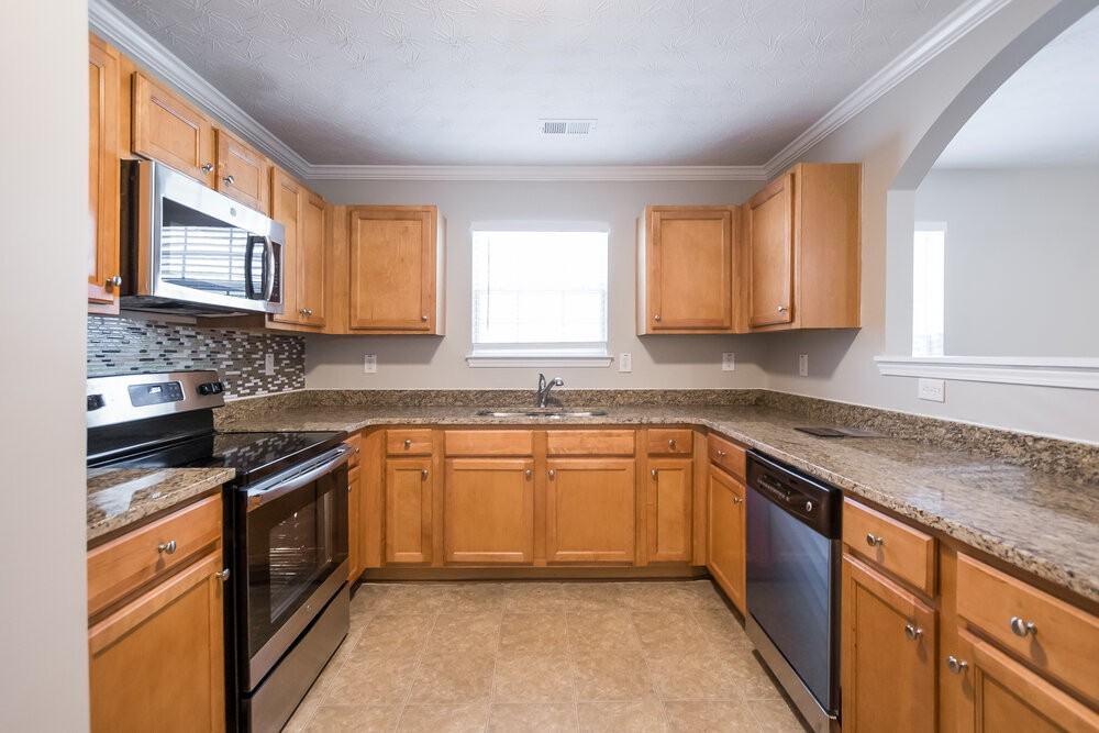 11248 James Madison Dr - Photo 7 of 16