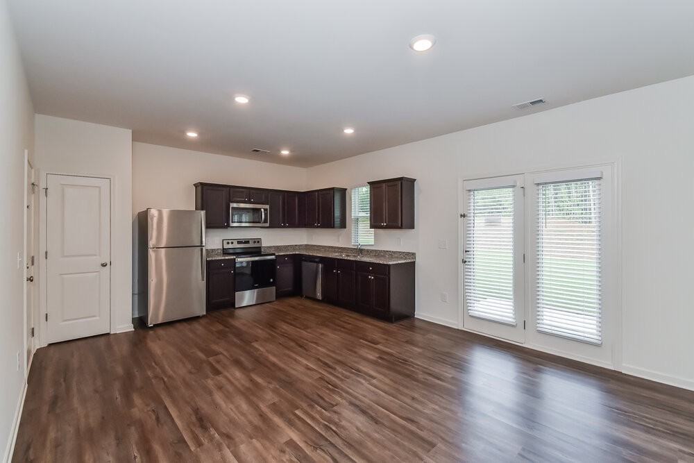 44 Meriwether Ln - Photo 7 of 17