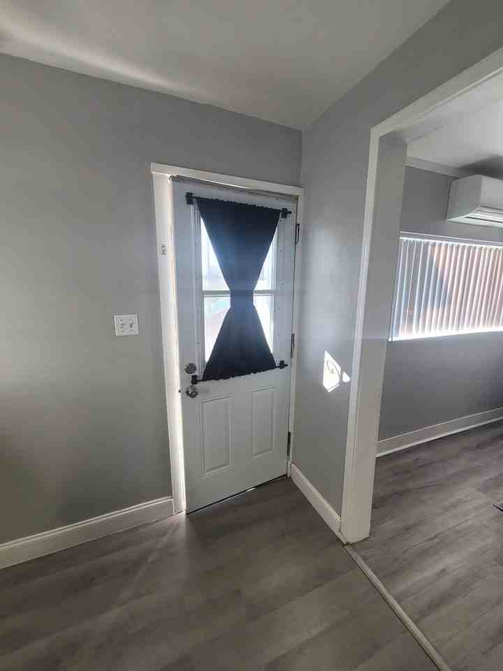 4328 E Myrtle St - Photo 3 of 25