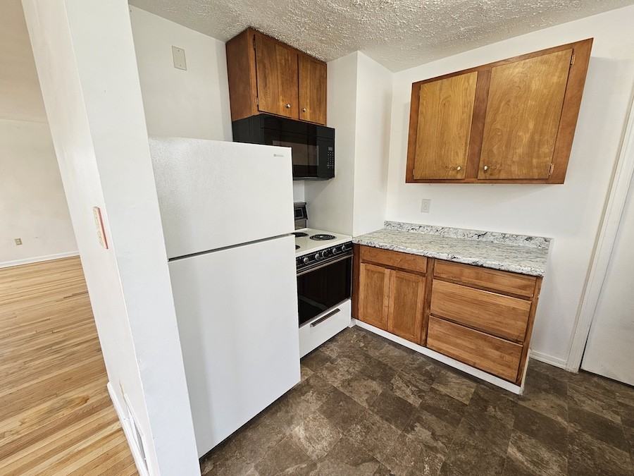 115 Sanders Dr - Photo 5 of 20