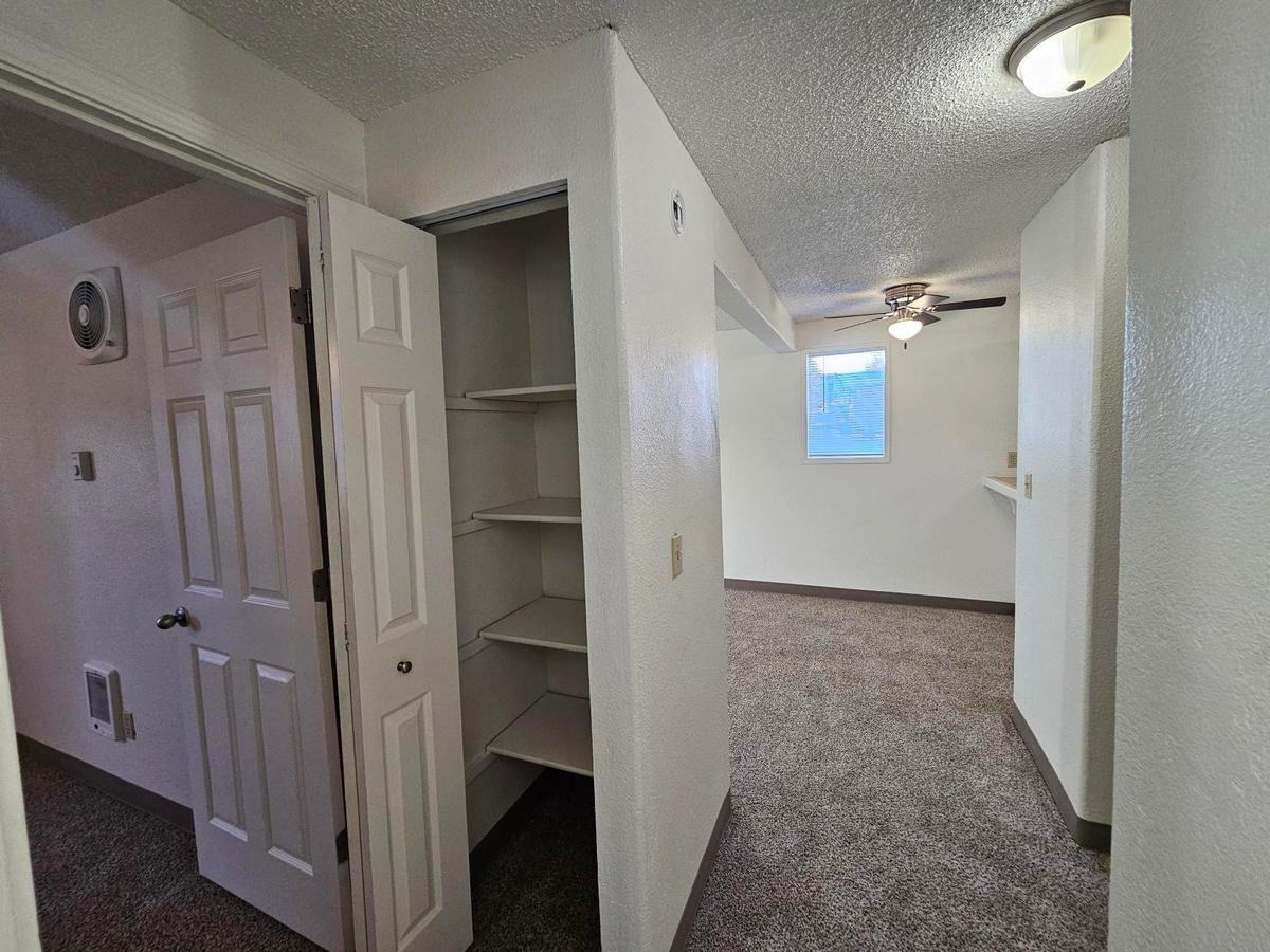 5031 W Clearwater Ave - Photo 6 of 12