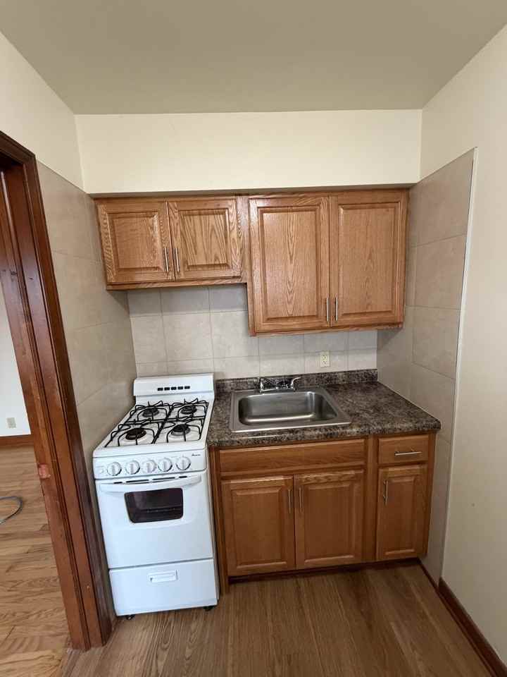 5729 W Lincoln Ave #1 - Photo 5 of 7