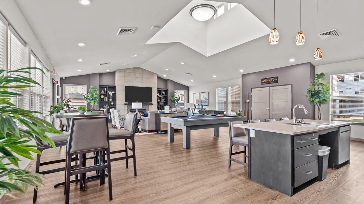 29774 Willow Creek Rd - Photo 3 of 6