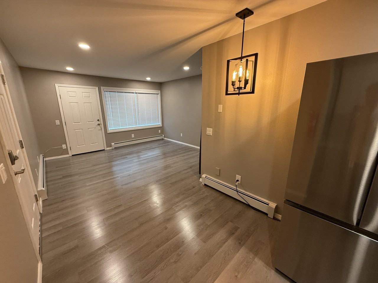 609 Irwin St #1 - Photo 3 of 17