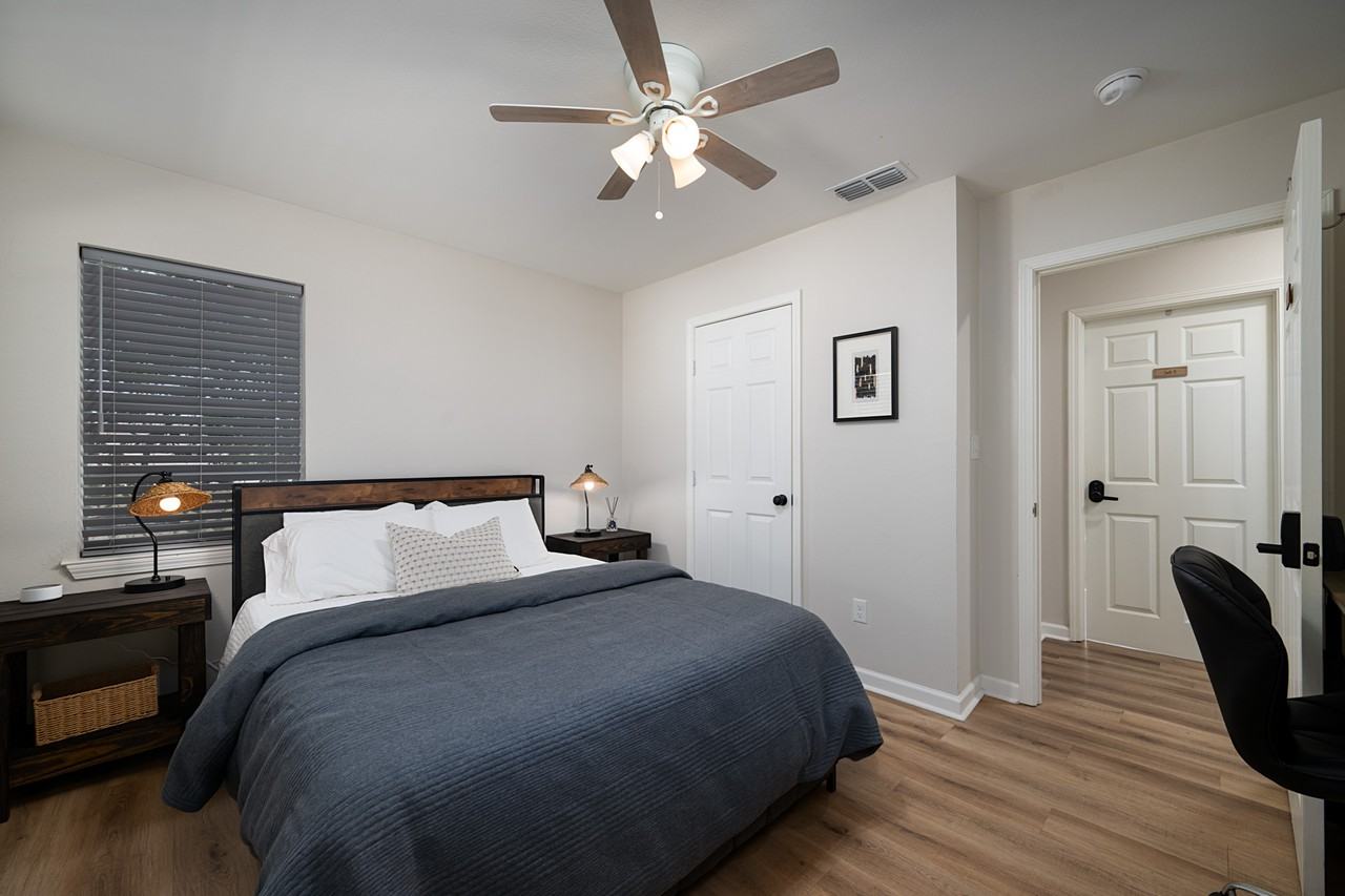 1528 E Devine St - Photo 2 of 28