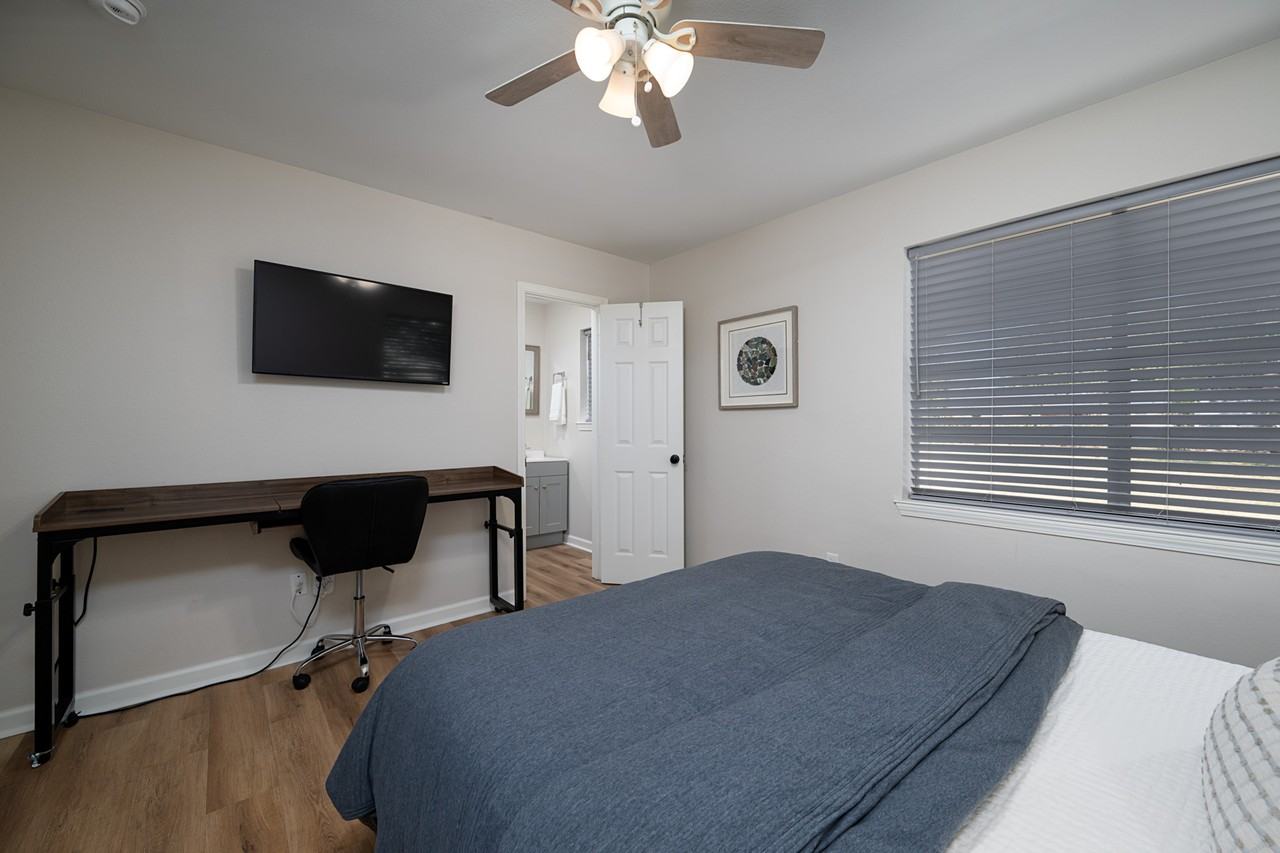 1528 E Devine St - Photo 3 of 28