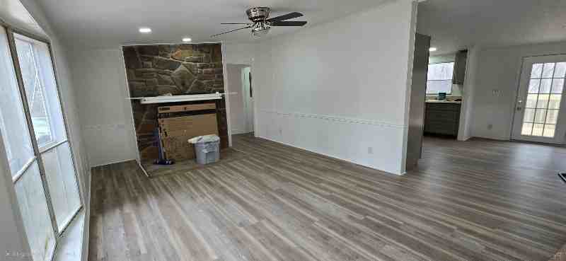 1821 Bascom Ln - Photo 4 of 31