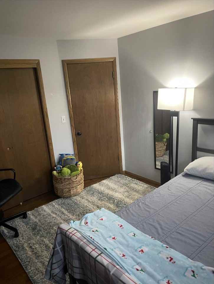 1828 Beech St - Photo 2 of 17