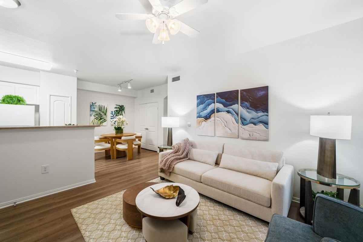 7550 Desert Holly St - Photo 3 of 22