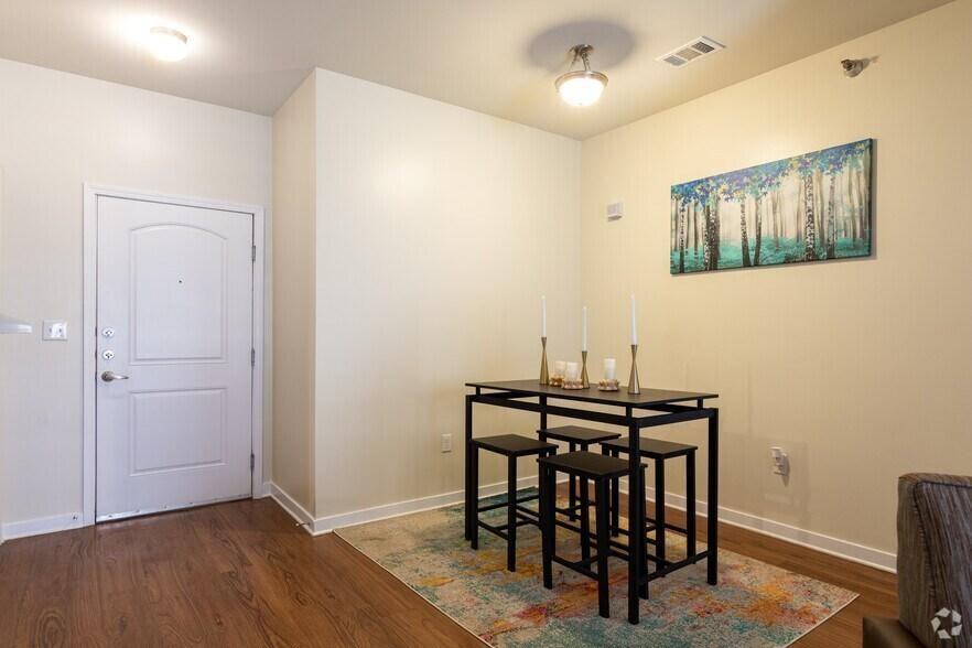 621 42nd St E - Photo 3 of 6