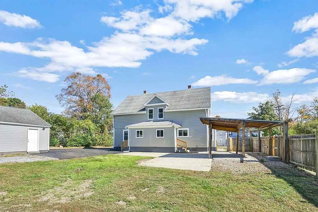 10 Belchertown St #10 - Photo 2 of 8