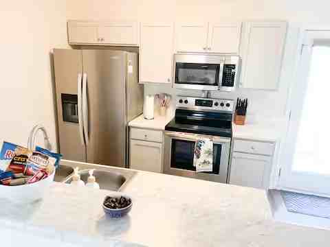 262 S Church St Ext - Photo 3 of 20