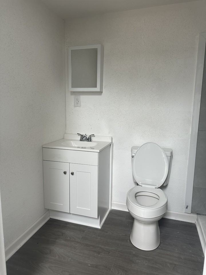 504 Spellman St - Photo 5 of 21