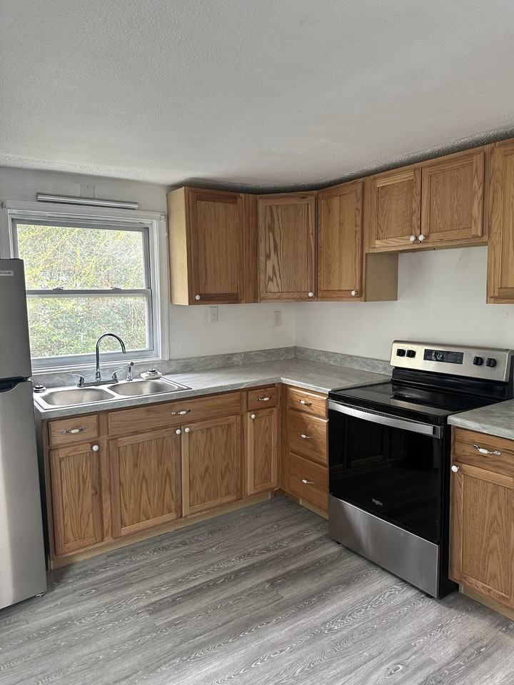 504 Spellman St - Photo 6 of 21