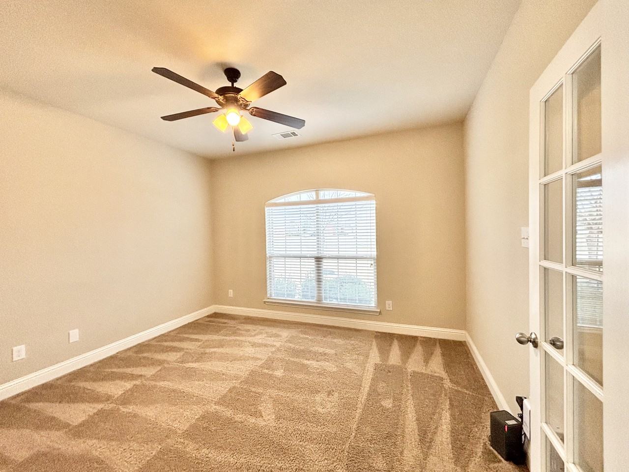 3010 Sweetwater Trl - Photo 4 of 20