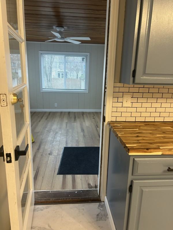 352 Barry Rd - Photo 4 of 20