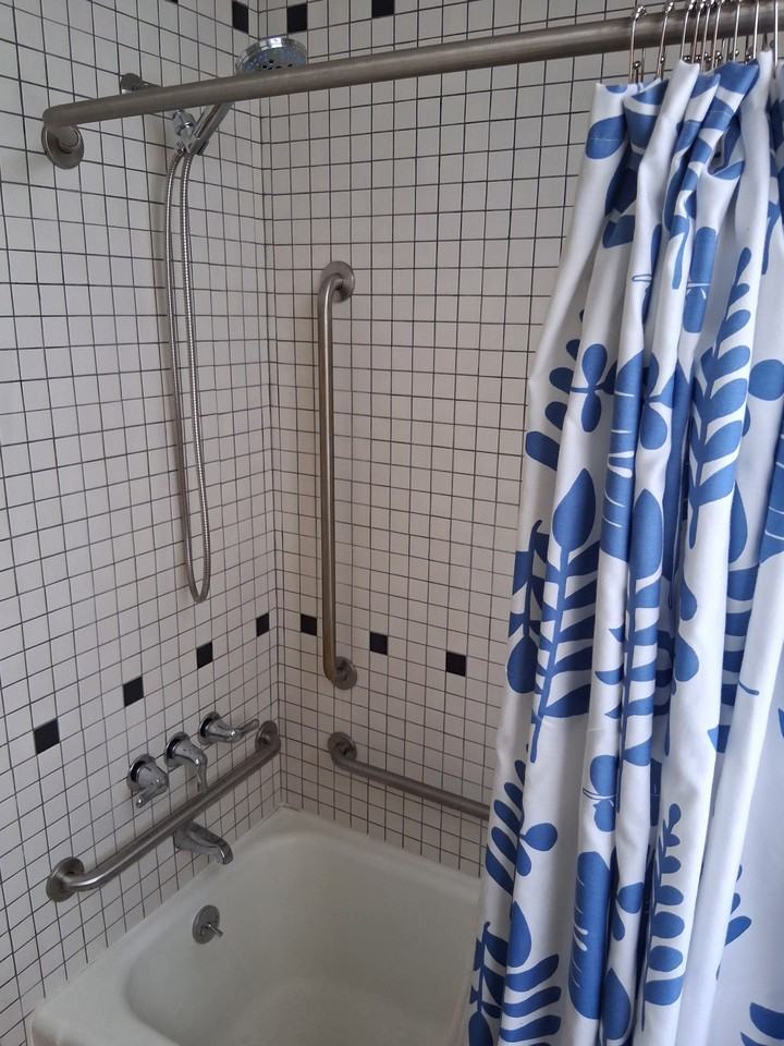 6324 Annunciation St - Photo 6 of 18