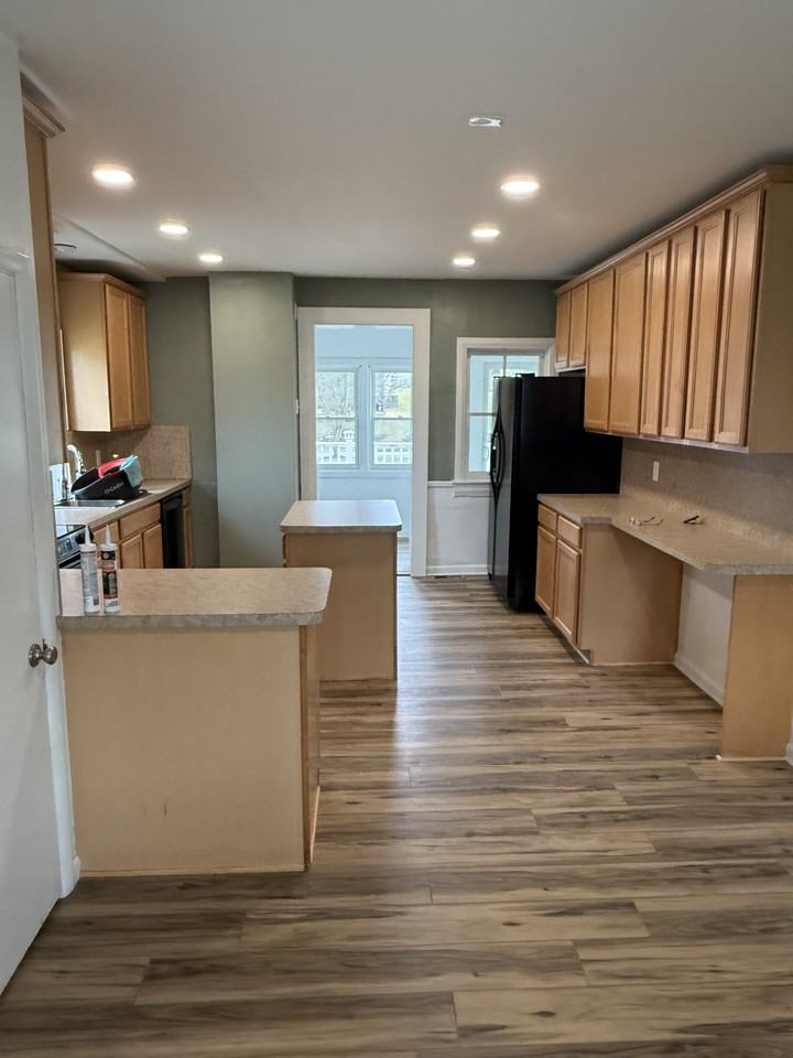 7350 Seneca Ridge Dr - Photo 4 of 13