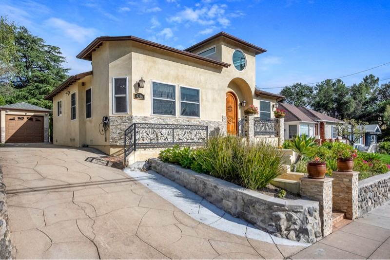 4316 Briggs Ave - Photo 2 of 36