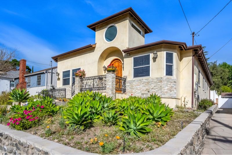 4316 Briggs Ave - Photo 3 of 36